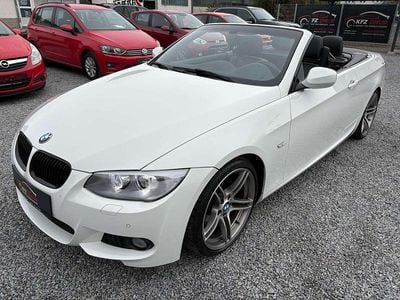 Weiß Gebraucht 2013 BMW 320 Cabriolet Cabrio | € 29.900