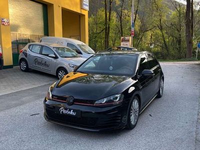 gebraucht VW Golf GTI 2,0 TSI