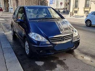 Gebraucht 2006 Mercedes 180 Limousine | € 1.900