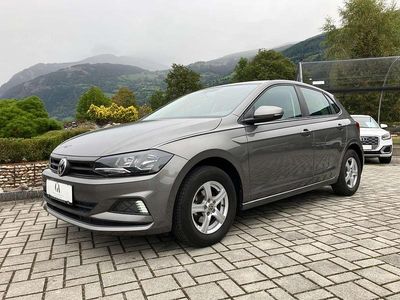 Grau Gebraucht 2017 VW Polo Limousine | € 9.799 (Fairer Preis)