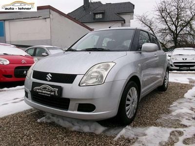 Grau Gebraucht 2005 Suzuki Swift GL Limousine | € 2.990 (Teuer)