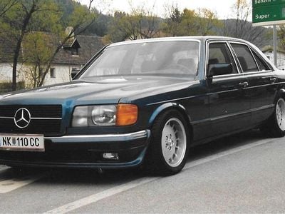 Blau Gebraucht 1985 Mercedes 280 SE Limousine | € 20.000