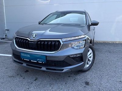 Mittelgrau metallic Neu 2025 Skoda Kamiq Selection SUV | € 32.900 (Etwas zu teuer)