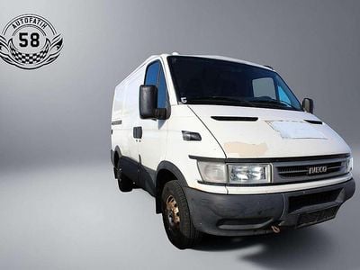 Weiß Gebraucht 2005 Iveco Daily Van | € 2.890