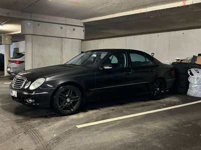 Mercedes E280