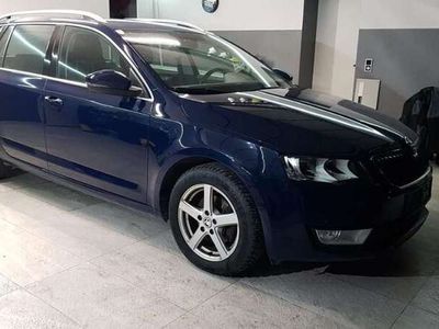 gebraucht Skoda Octavia OctaviaCombi 20 TDI Style DSG Style