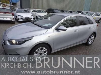 gebraucht Kia Ceed Ceed / cee'd10 T-GDI GPF Silber
