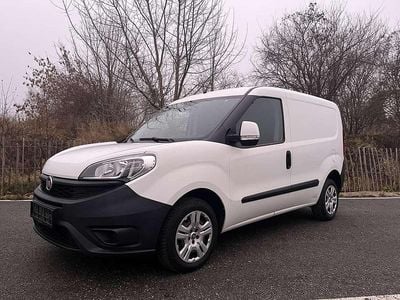 Weiß Gebraucht 2015 Fiat Doblò Van / Kleinbus | € 10.900 (Teuer)