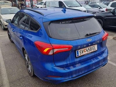 Blau Gebraucht 2019 Ford Focus ST-Line Kombi | € 14.200 (Etwas zu teuer)