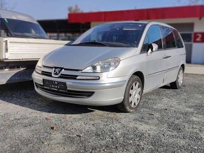 Grau Gebraucht 2008 Peugeot 807 Premium Van / Kleinbus | € 540