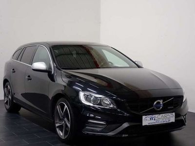 gebraucht Volvo V60 D2 Kinetic R-Design Aut. *Teilleder*Navi*Xenon*