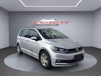 Gebraucht VW Touran Basis 116 PS (85 kW) 2019 Silber Van / Kleinbus