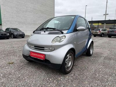 Grau Gebraucht 2006 Smart ForTwo Coupé Basis Kleinwagen | € 2.450