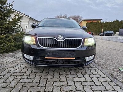 Gebraucht Skoda Octavia Ambition 110 PS (80 kW) 2016 Kleinwagen