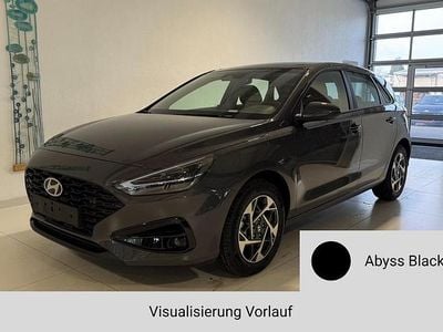 Neu Hyundai i30 GO! 97 PS (71 kW) 2025 Schwarz Limousine