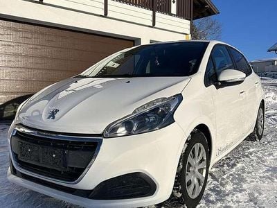 gebraucht Peugeot 208 Active 12 PureTech 68