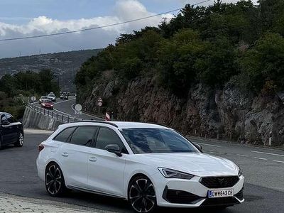 Weiß Gebraucht 2024 Cupra Leon VZ Kombi | € 39.999 (Etwas zu teuer)