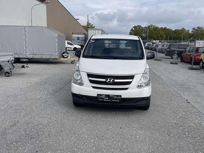 Gebraucht 2009 Hyundai H-1 Van / Kleinbus | € 3.000