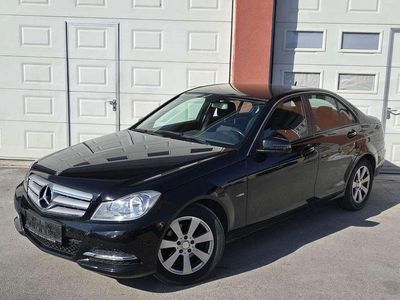 Gebraucht Mercedes C180 120 PS (88 kW) 2012 Schwarz Limousine