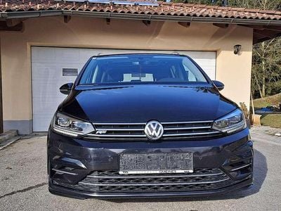 Gebraucht VW Touran Comfortline 150 PS (110 kW) 2017 Schwarz Van / Kleinbus