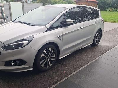 Gebraucht 2019 Ford S-MAX ST-Line Van / Kleinbus | € 22.490 (Etwas zu teuer)