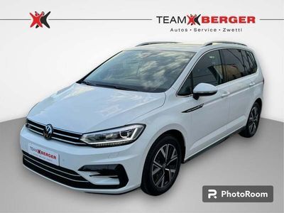 Weiss normal Gebraucht 2024 VW Touran R-line Van / Kleinbus | € 41.990