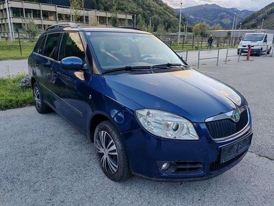 Gebraucht Skoda Fabia Ambiente 86 PS (63 kW) 2008 Blau Kombi