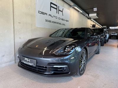 Porsche Panamera 4