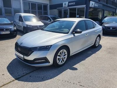 Silber metallic Gebraucht 2022 Skoda Octavia Style | € 18.850 (Guter Preis)