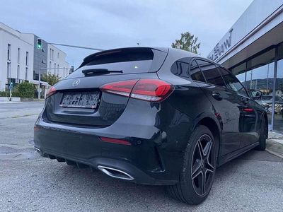 Blau Gebraucht 2020 Mercedes A180 AMG line Limousine | € 25.990 (Etwas zu teuer)