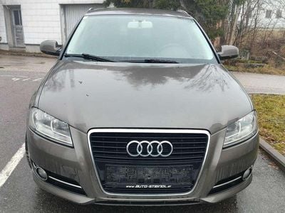 Grau Gebraucht 2010 Audi A3 Attraction Limousine | € 4.500 (Superpreis)