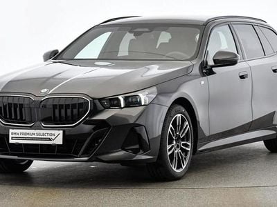 Grau Gebraucht 2025 BMW 520 Efficient Dynamics Kombi | € 61.991 (Guter Preis)