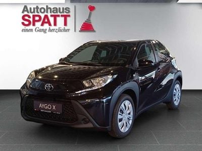 Neu Toyota Aygo X Play 72 PS (52 kW) 2025 Schwarz SUV