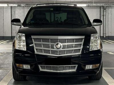 Gebraucht Cadillac Escalade 409 PS (300 kW) 2011 Schwarz SUV