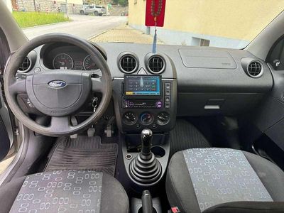 Gebraucht 2005 Ford Fiesta Ambiente Kleinwagen | € 1.900 (Teuer)