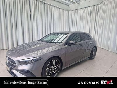 Grau Gebraucht 2024 Mercedes A220 AMG line Limousine | € 39.990 (Superpreis)