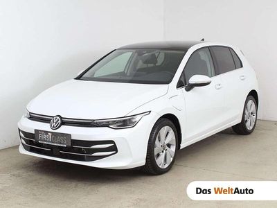 Weiß Gebraucht 2024 VW Golf VIII Style Limousine | € 36.290