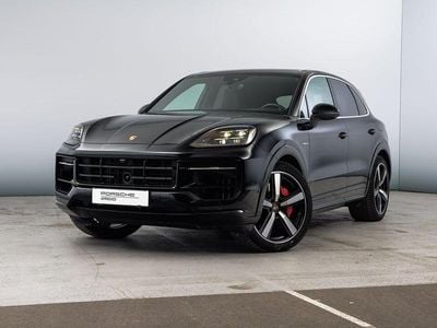 Schwarz metallic Gebraucht 2025 Porsche Cayenne S E-Hybrid SUV | € 139.900 (Guter Preis)