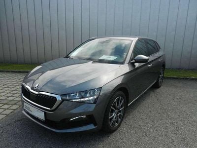 Mittelgrau metallic Gebraucht 2022 Skoda Scala Style Kleinwagen | € 19.990 (Guter Preis)
