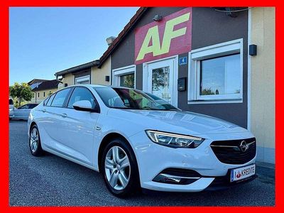 Gebraucht Opel Insignia Edition 136 PS (100 kW) 2017 Weiß Limousine