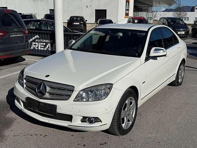 Weiß Gebraucht 2008 Mercedes C200 Avantgarde Limousine | € 3.900 (Superpreis)