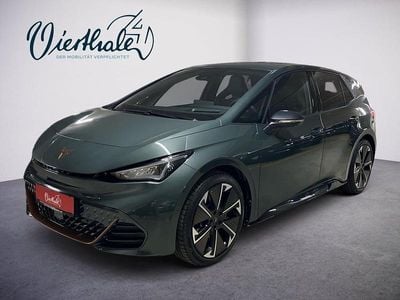 Dunkelgrün metallic Gebraucht 2025 Cupra Born VZ Kleinwagen | € 39.450