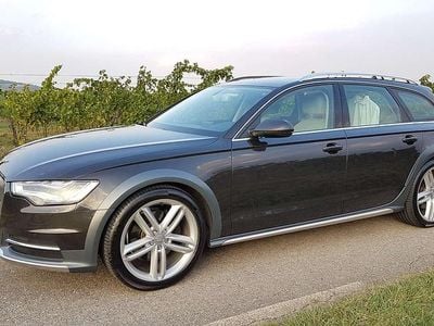 Grau Gebraucht 2013 Audi A6 Allroad Business Kombi | € 12.500 (Etwas zu teuer)