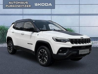 Gebraucht Jeep Compass Trailhawk 241 PS (177 kW) 2022 Weiss  metallic SUV
