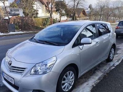 Gebraucht 2009 Toyota Verso Comfort Van / Kleinbus | € 4.800