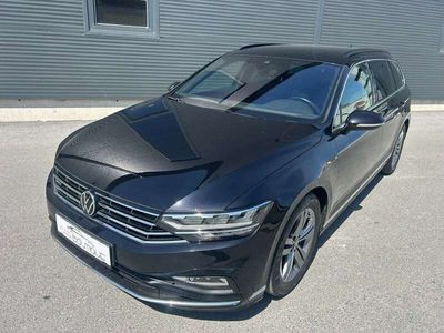 gebraucht VW Passat Passat VariantVariant Elegance R-Line 2,0 SCR TDI DSG