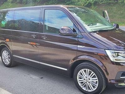 Gebraucht VW Multivan Highline 204 PS (150 kW) 2016 Violett Van