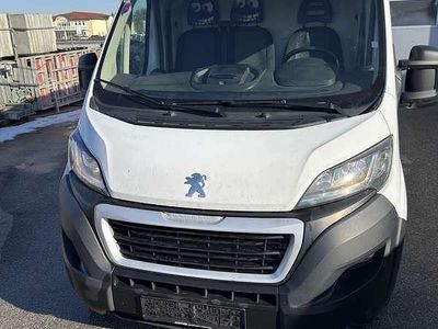 Gebraucht Peugeot Boxer S 165 PS (121 kW) 2021 Weiß Van