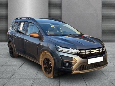 Gebraucht 2025 Dacia Jogger Extreme Van / Kleinbus | € 28.240 (Teuer)