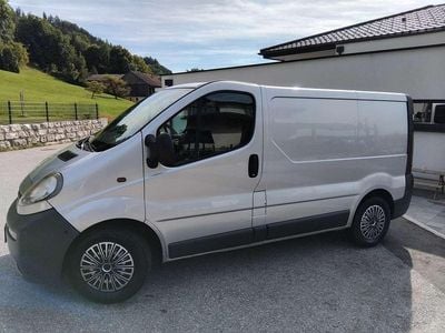 Gebraucht Opel Vivaro 101 PS (74 kW) 2007 Silber Van / Kleinbus